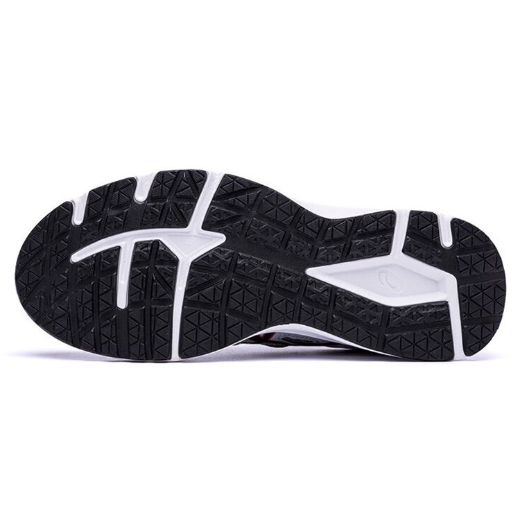 Asics Cultiv ST
