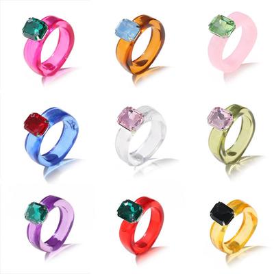 Bagues Carrées Fashion Couleur Dopamine Résine Transparente Cercle Uni Incrustation Pierre Imitation pour Femmes Accessoires Bijoux Cadeaux