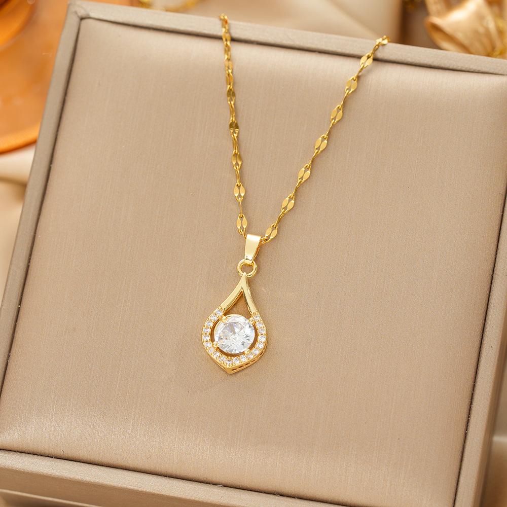Japan and South Korea Simple Popular Wind Titanium Steel Necklace Female Niche Exquisite Internet Celebrity Zircon Clavicle Chain High-end Jewelry