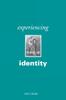 Kniha Experiencing Identity