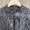 Vintage Schwarze bestickte Weste mit Knopf Chinesischer Stil Stickerei Ärmellose Jacke