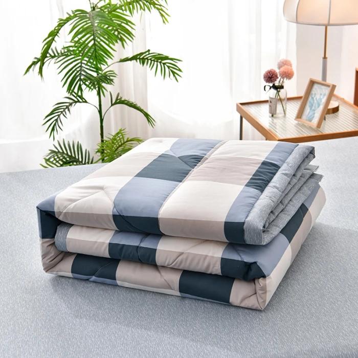 Simple Modern Air Condition Thin Blanket Summer Quilt Cotton Fluffy Plaid Blanket On The Bed Comfortable Comforter