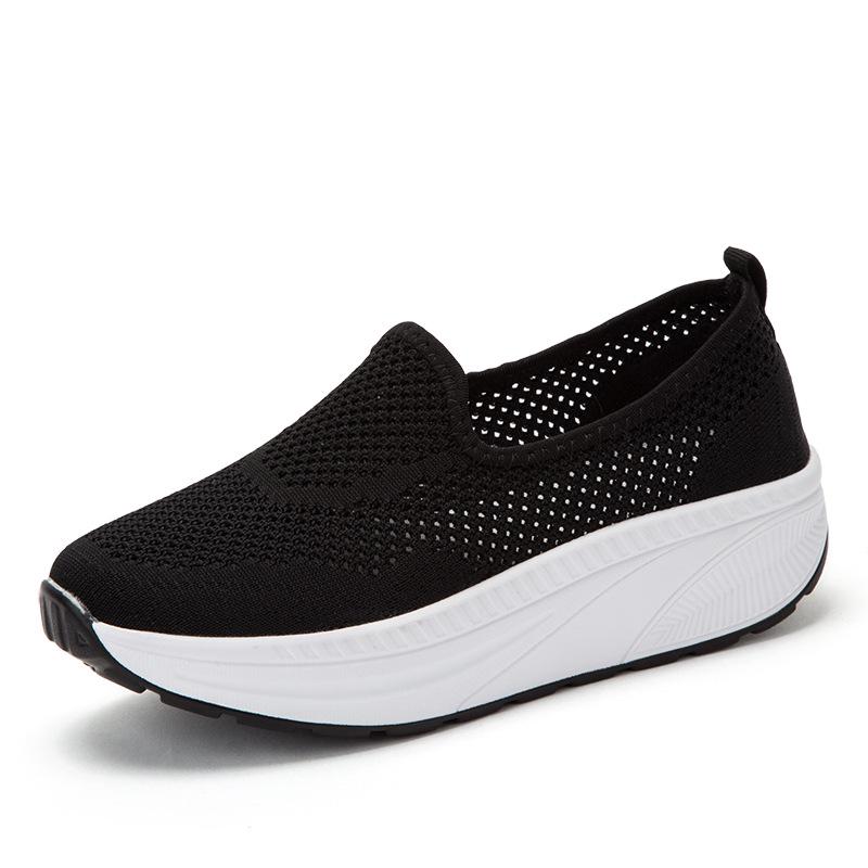 Hollow rocking shoes women's ****** and summer new s**t-soled walking shoes one pedal thick-soled old ******* cloth shoes women's shoes
