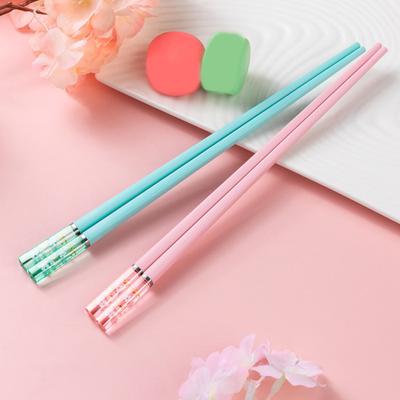 Paar wiederverwendbare Essstäbchen aus Kunststoff, BPA-frei, spülmaschinenfest, rutschfeste Essstäbchen, Essstäbchen aus Fiberglas, chinesisches japanisches Geschenkset