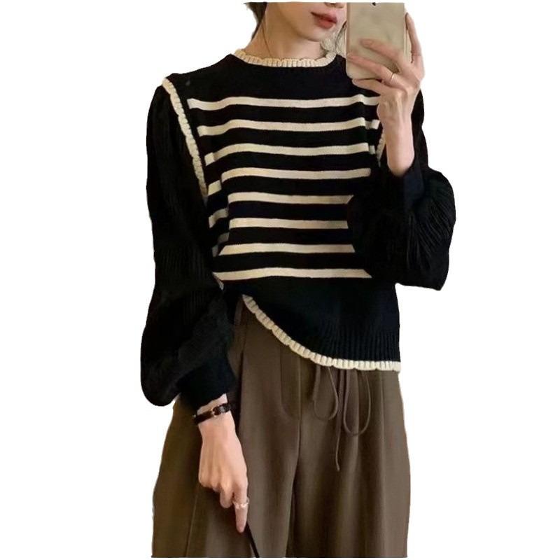 Autumn new black and white striped splicing fake two-piece sweater knitted sweater women's design bubble sleeve top