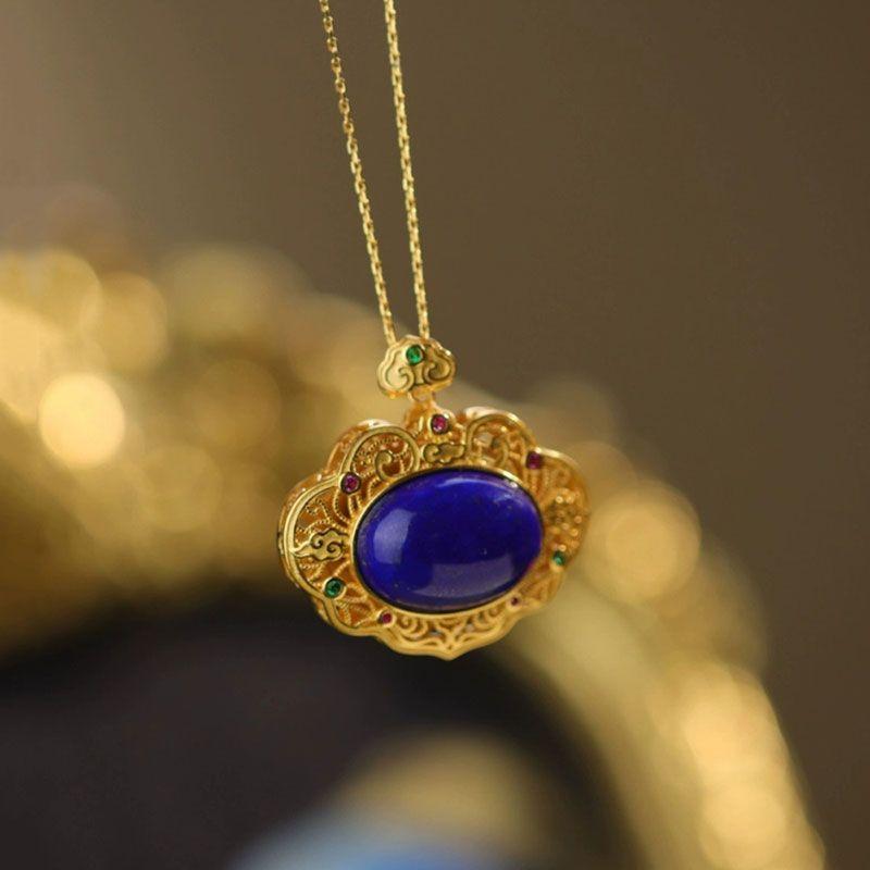 Classical Lapis Lazuli Necklaces High Sense Elegant Simple Ancient Gold Craft Hollow Crystal Dark Blue Pendant Fashion Jewelry