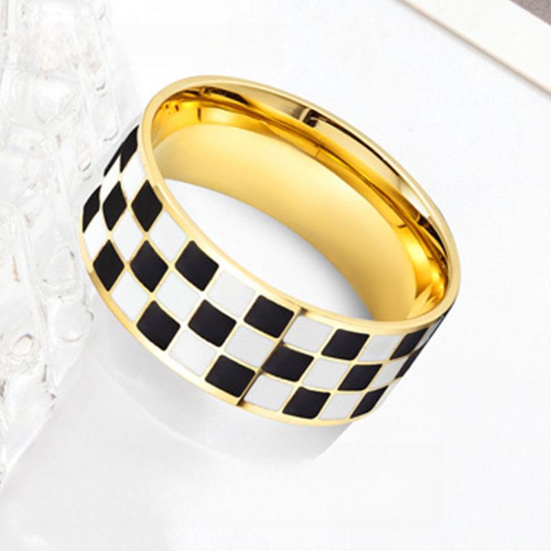 Trendy Personality Black and White Checkerboard Ring, Fashionable Couple Ring Women's Titanium Steel Jewelry Electroplating
