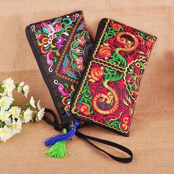 Women Handmade Delicate Elegant Retro Embroidered Bag