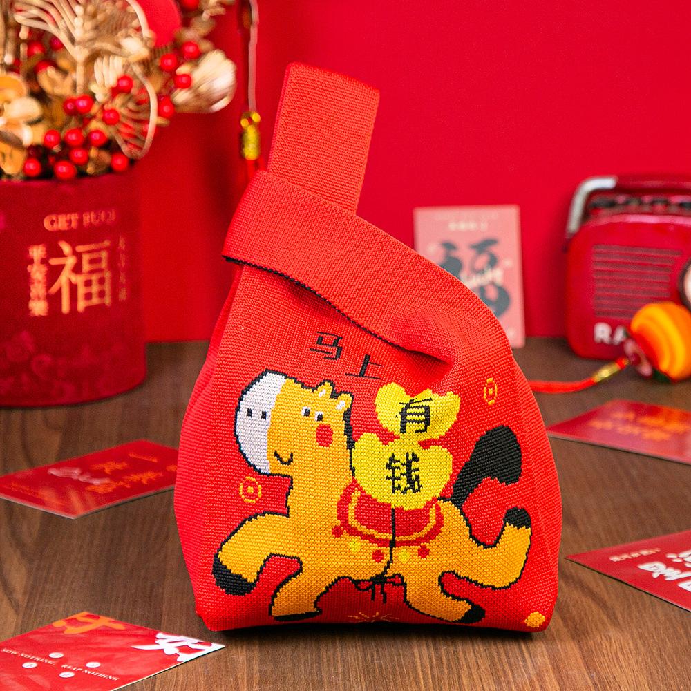 Jahr des Pferdes Roter Knoten Handgelenk Handtasche Cartoon Maskottchen Pony Gestrickte Süßigkeiten Tragetasche Wiederverwendbare Einkaufstasche Geschenkverpackungsbeutel