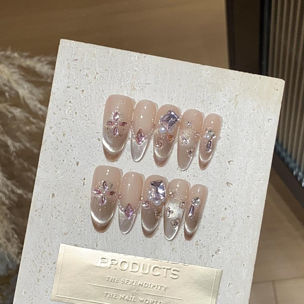 Handmade Nude Color Gradient French Cat Eye Pink Broken Diamond Pile Diamond Small Flower Moonlight Messenger Patch