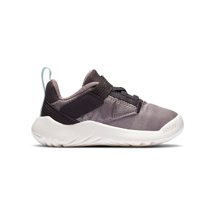 Jordan Proto 23 Comfortable Trendy Low-Top Walking Shoes Baby Sneaker Gray Black AT5713-003