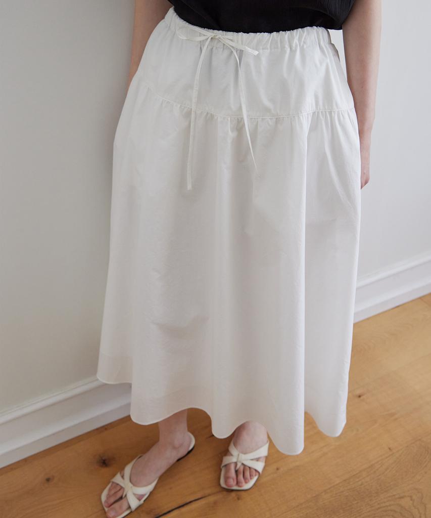 Step Around Pleated Banding Wide Skirt_White