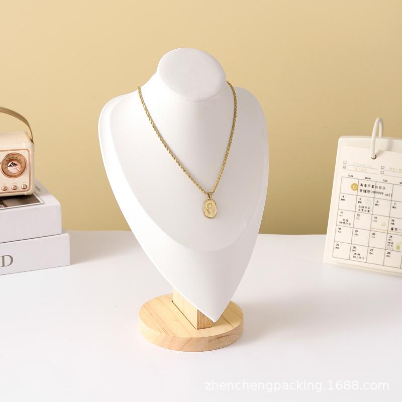 Stojan na portrétní náhrdelník z masivního dřeva přívěsek na náhrdelník přívěsek forma na krk stojan na vystavení šperky