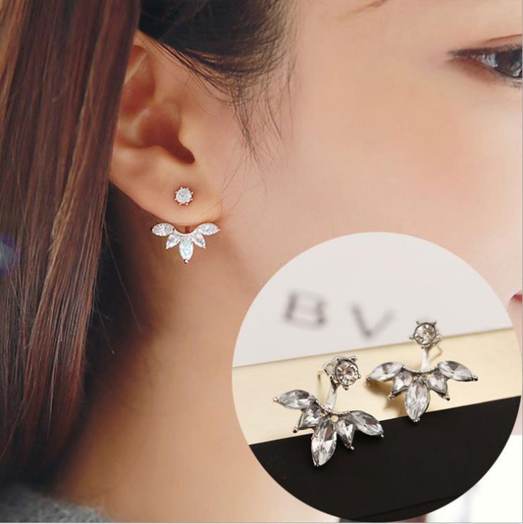 A two-wear rear-hanging stud earring horse eye blossom rich daisy earrings for women
