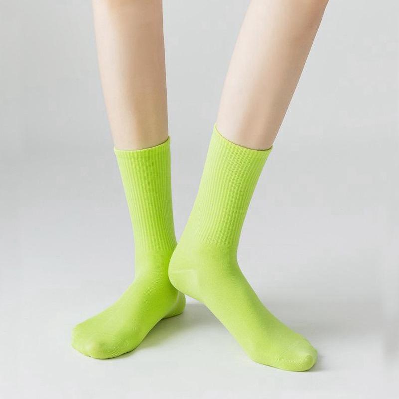 Trendige Damen Regenbogen Socken - Bunte Koreanische Style Süßigkeiten Mittelhohe Baumwollsocken