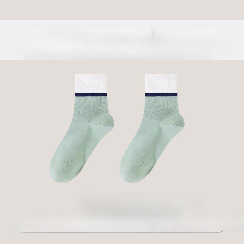 Female Spring and Summer New Simple Leisure Cotton Anti Bacterial Anti Odor Sweat Breathable Tube Socks