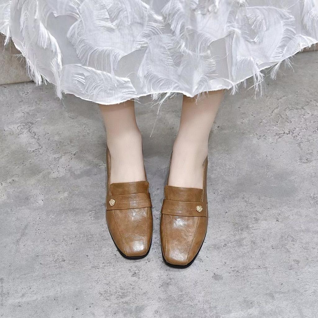 Square head small leather shoes women's 2025 spring new simple and generous light mouth thick heel work shoes medium heel leather shoes dress shoes