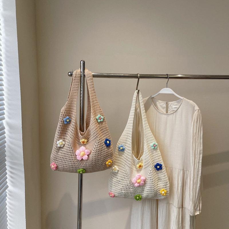 Lättvindig påse dam ny trendig mode stickad axelväska stor kapacitet tygväska strandsemesterväska