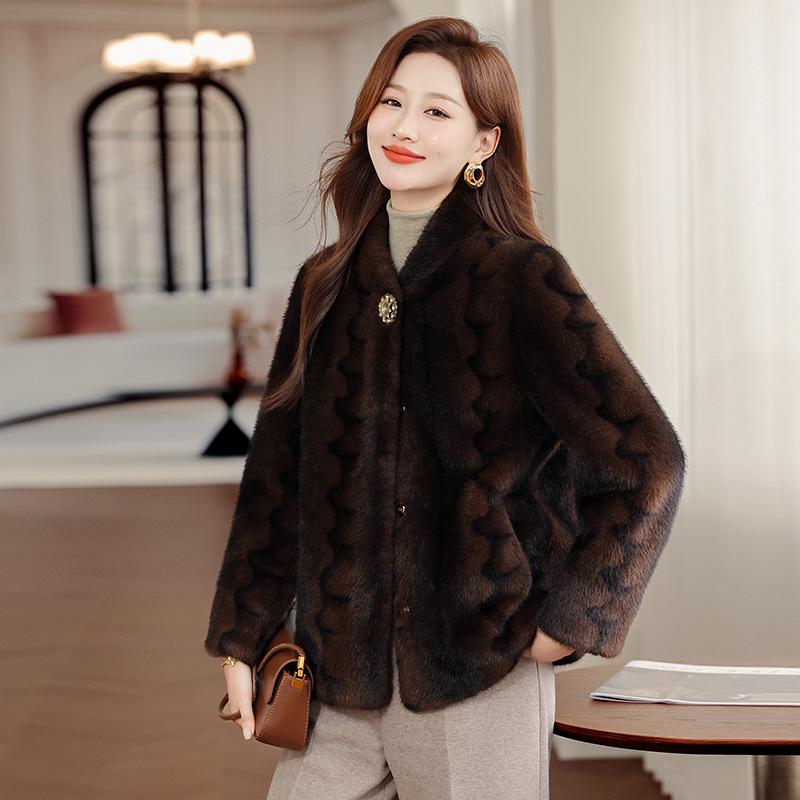 Noble Lady Winter Plush Faux Fur Coat for Middle-aged & Elderly Women