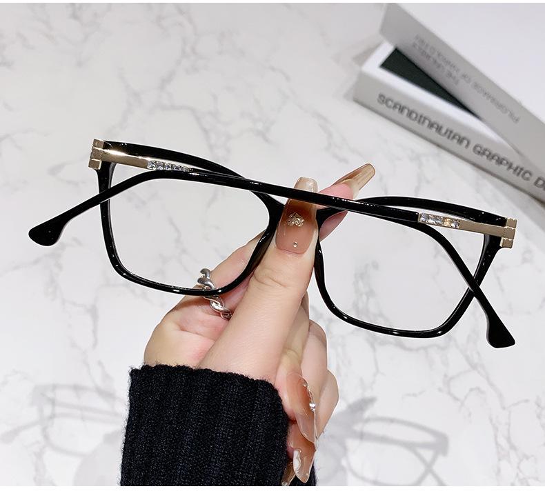 High-End Photochromic Blue Light Blocking Myopia Glasses