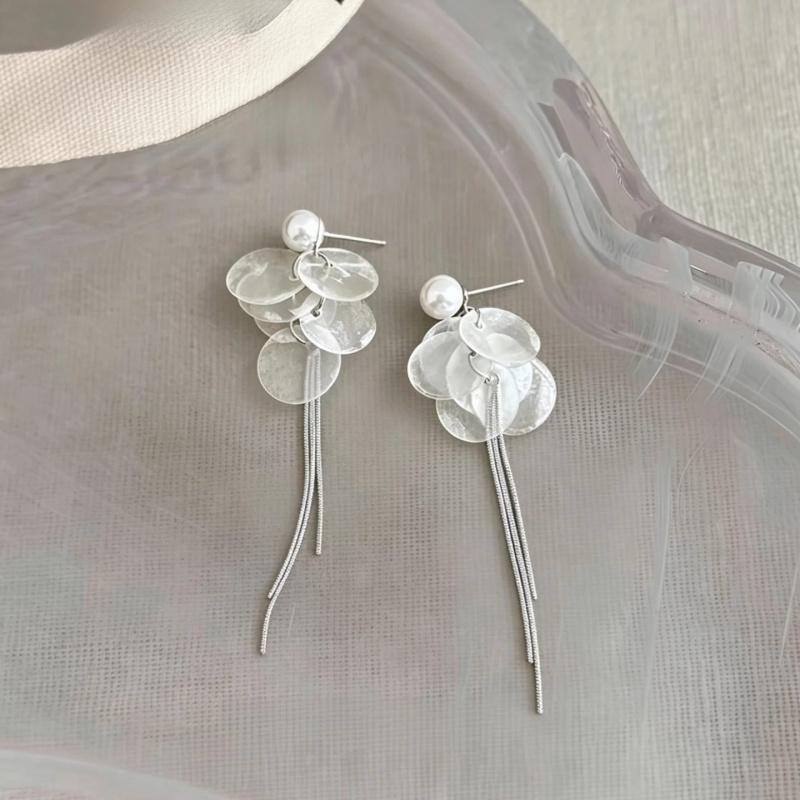 Shell Pearl Drop Earrings Silver Tassel Chain Lightweight Fashion Jewelry For Women Elegant Minimal Style For Daily Wear Party Wedding