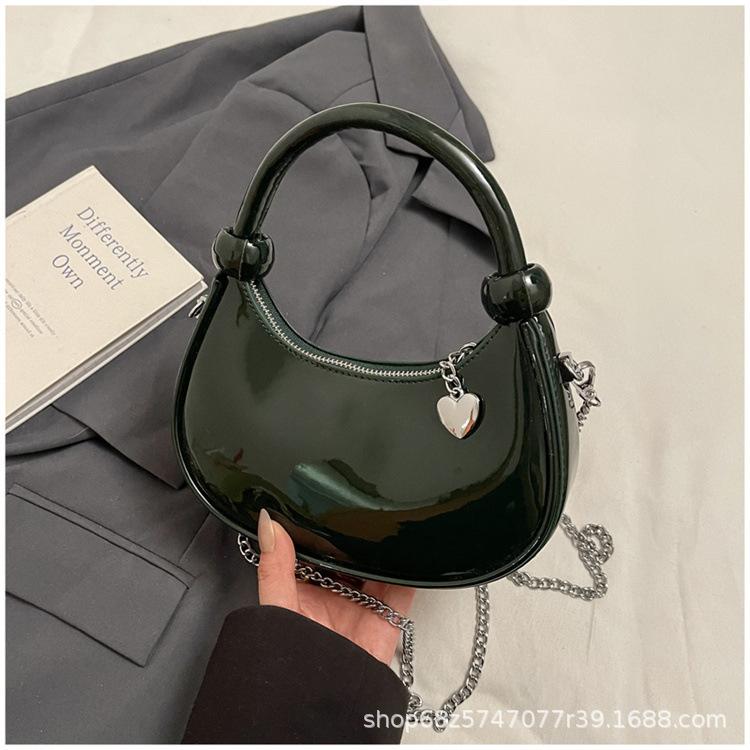 Hand-held Fashion Trend Dumpling Bag Women's 2025 New Simple and Versatile Patent Leather Shoulder Bag Niche Design Crossbody Bag