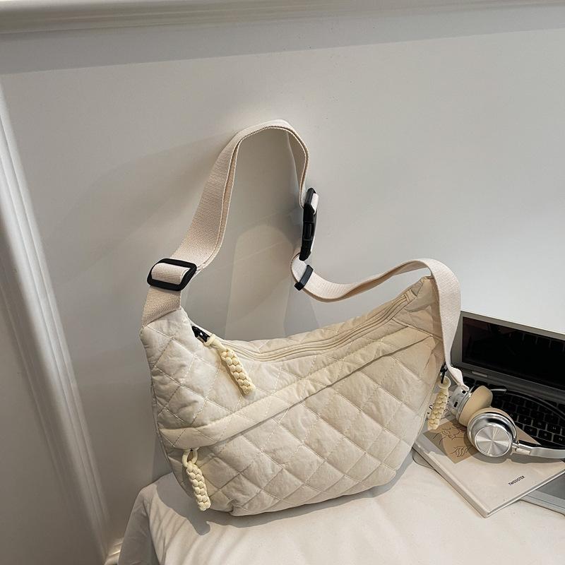 

New Women Hobo Bag Large Capacity Crossbody Shoulder Bag Fashi Quilted Casual Tote Comfortable and Versatile Bags for Travel білий