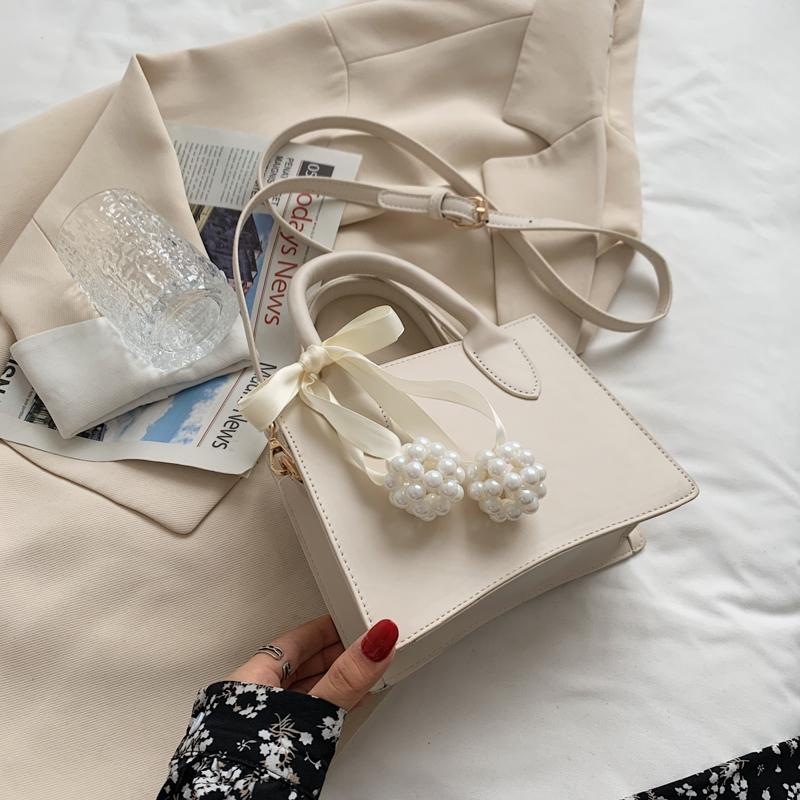 Red Women Wedding Handbag Large Capacity Scarves Decor Pu Leather Female Crossbody Bag High Grade Textured One Shoulder Bag