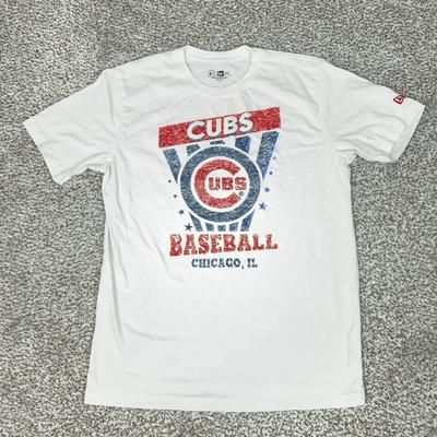 Maglietta Chicago Cubs Uomo Taglia Media Bianca MLB Baseball Nuova Era Grafica T Casual