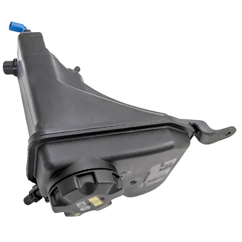 1713 7640 514 Car Accessories  Expansion Tank 17137607482 17137640514 17137567462 17137543026 for BMW E90 E84 E81 E82 E88