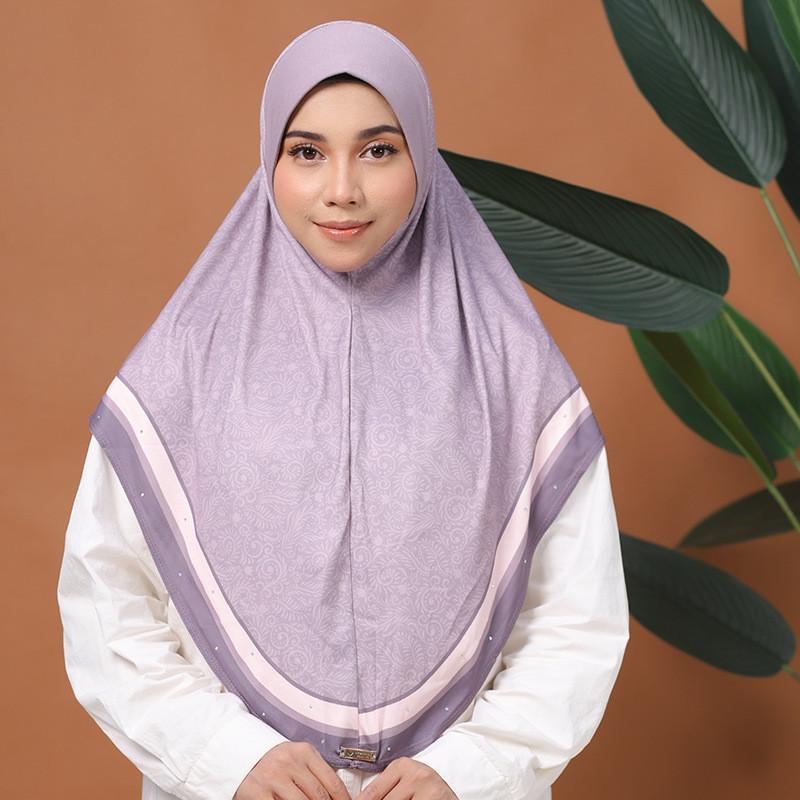 Ethnic Style Ladies Headscarf With Padded Edging And Floral Pattern For Summer Wear