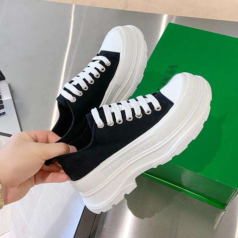 Fashion Women Lace-Up Front High Top Flatform Canvas Shoes Fashion Casual Comfortable Height Increasing Sneakers