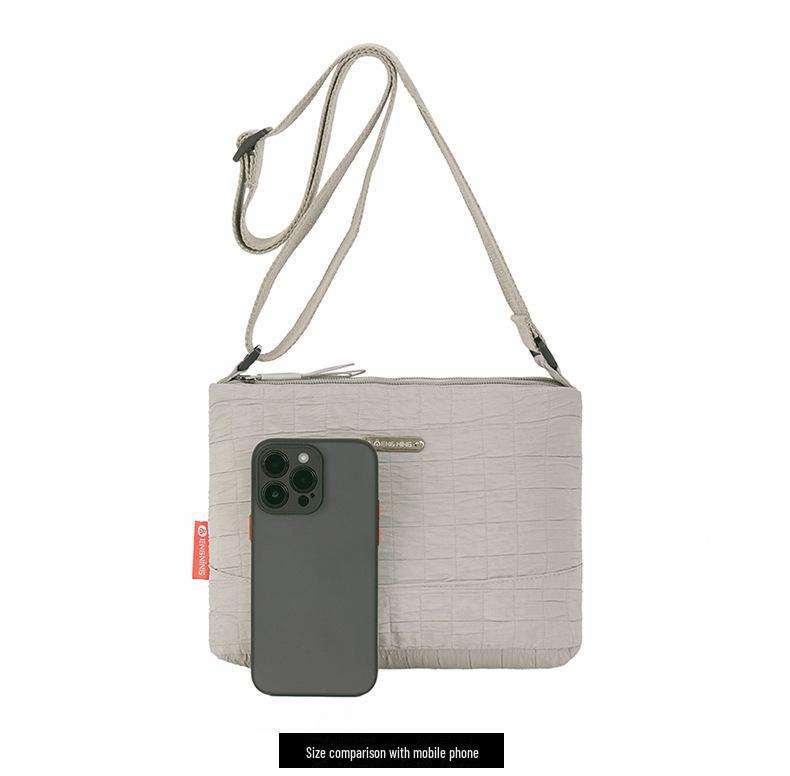 Bolsa de Viagem Feminina de Nylon de Grande Capacidade 2024 - Bolsa Mensageiro de Ombro Leve e Moderna