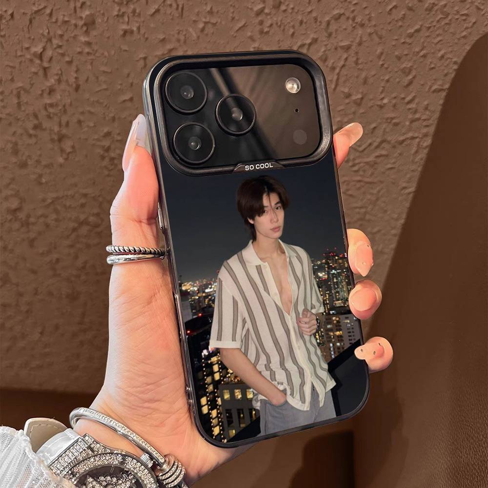 

P-Phuwin A-Actor Tangsakyuen Phone Case For iPhone 17,16,15,14,13,12,11,Pro,Max,Plus,E,SE4,Air,Mini Black IMD Box iPhone16pro