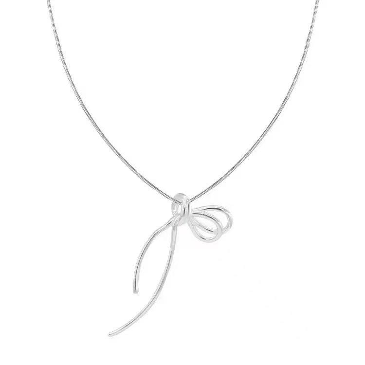 Minimalist bow necklace women s pendant light luxury niche design snake bone chain trendy Internet celebrity new birthday gift for girlfriend