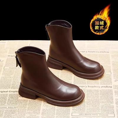 2024 Herbst und Winter neue höhenverlängernde dünne Stiefel Reißverschluss hinten runde Spitze Fleece kurze Stiefel kleine dicksohlige Martin Stiefel Damenstiefel