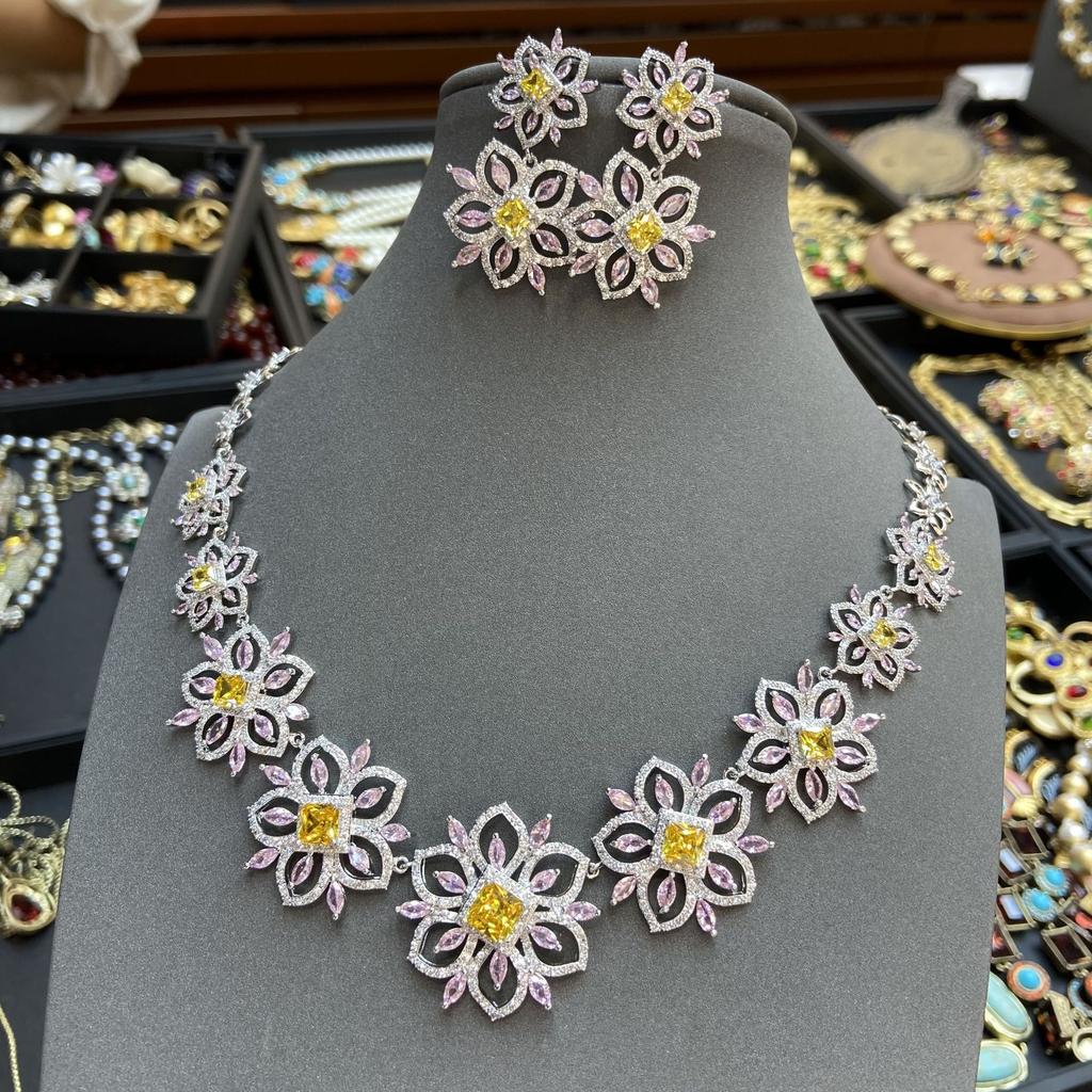Accessories Pink Flower Necklace Ladies Dinner Wedding Dress Inlaid Zircon Big Flower Earrings Jewelry Crystal