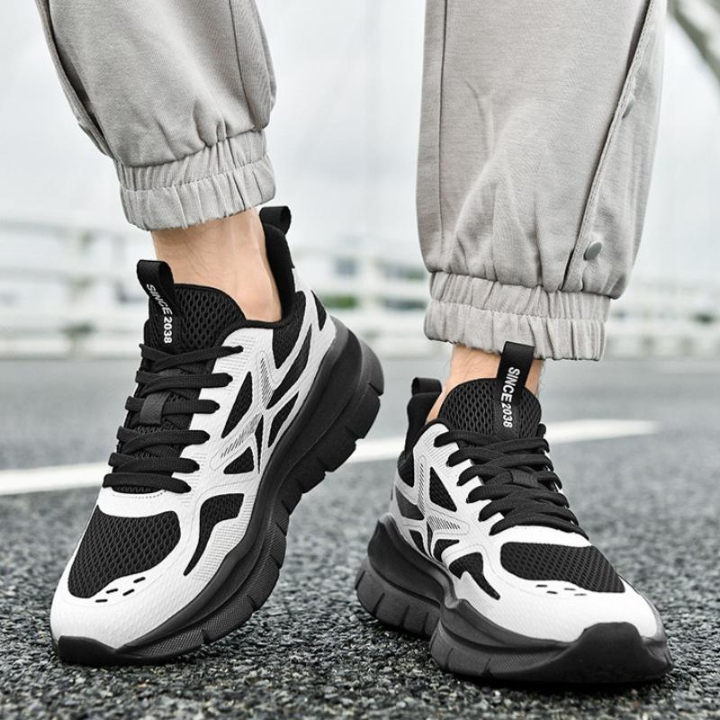 Fashion High Quality Couple Sneakers Hot Selling Anti Slip Spring Men Women Soft Run Shoes Ultra Light Outdoor GYM Training Tennis Shoes
