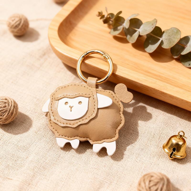 1Pcs Cute Cartoon Sheep Backpack Pendant Pu Leather Versatile Luggage Pendant Backpack Hanging Decoration Backpack Accessories