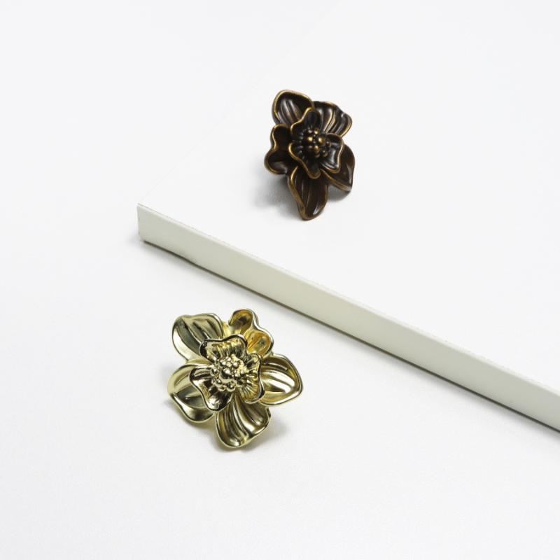 Vintage Floral Cabinet Pulls Creative Petal-shaped Single Hole Drawer Handles Zinc Alloy for Kitchen Wardrobe Bathroom Furniture