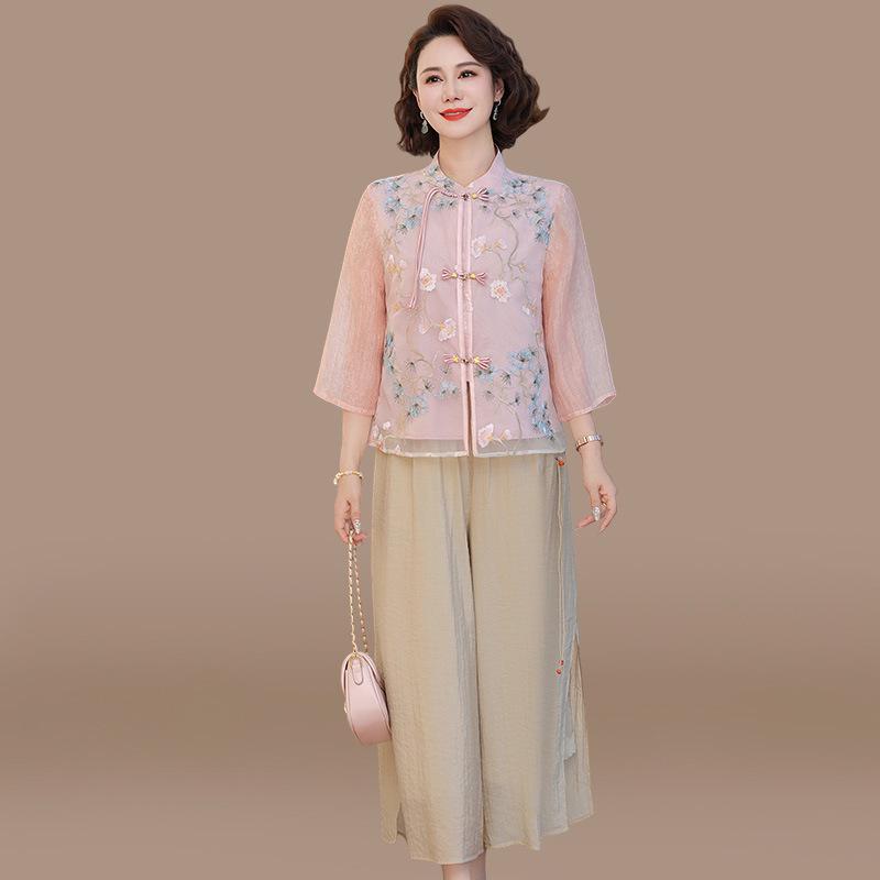 Mom's New Chinese Style Chiffon Shirt - Seven-Sleeve Top for Spring & Autumn