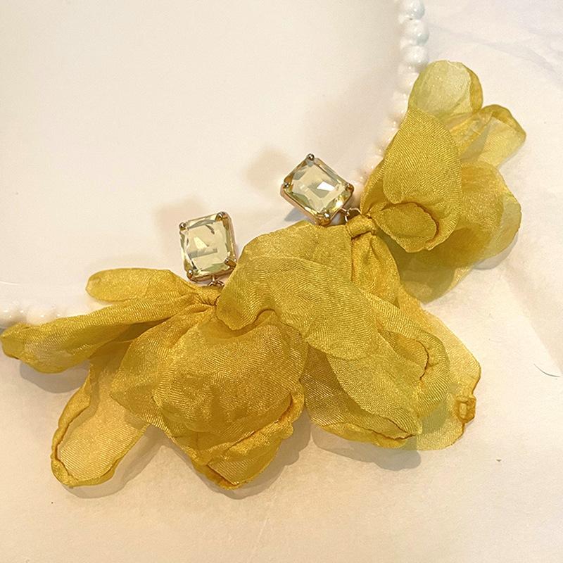 

Квадратные серьги-лепестки из сетки с цирконами, модные и милые аксессуары для ранней весны, серьги-пусеты, серьги класса люкс, женские