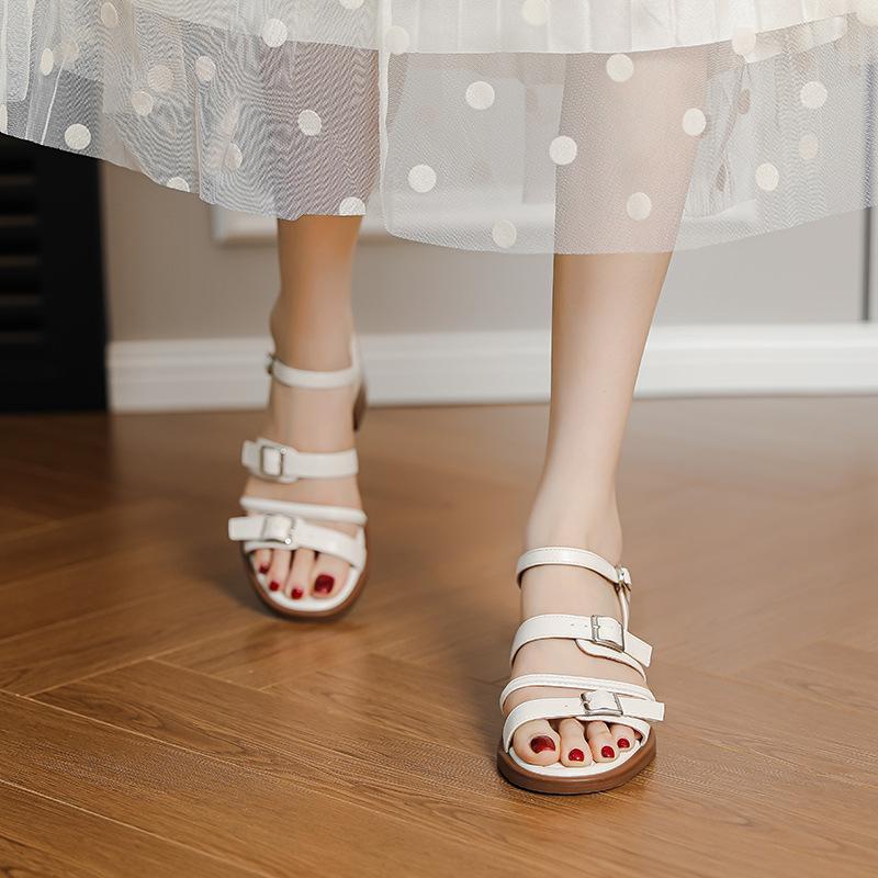 Retro mid-heeled sandals for women's summer new British style with one-word buckle thick heel stepping on shit open-toed Roman shoes for women
