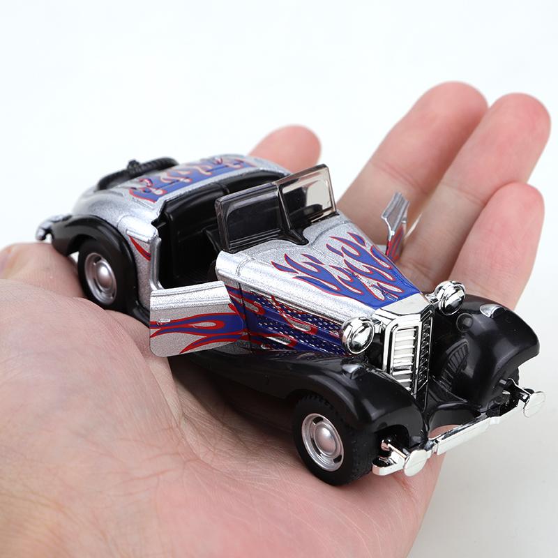 (Bagged) 1/43 scale antique-style die-cast pullback car, boy s toy, metal die casting
