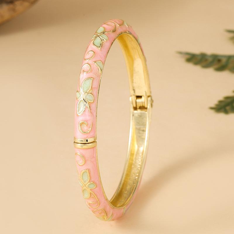 Floral Design Enamel Cloisonne Bangle Vintage Golden Trim Non-Tarnish Jewelry for Girls Daily Wear Valentine's Day Gift