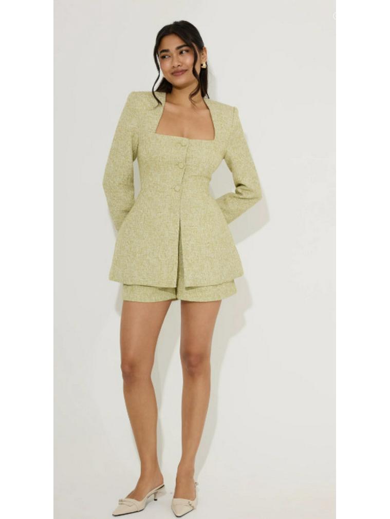 2026 Chic European & American Waist-Cinching Two-Piece Set: Square Neck, Long Sleeve Top with Stylish Shorts - A Fashionable Bestseller. Small