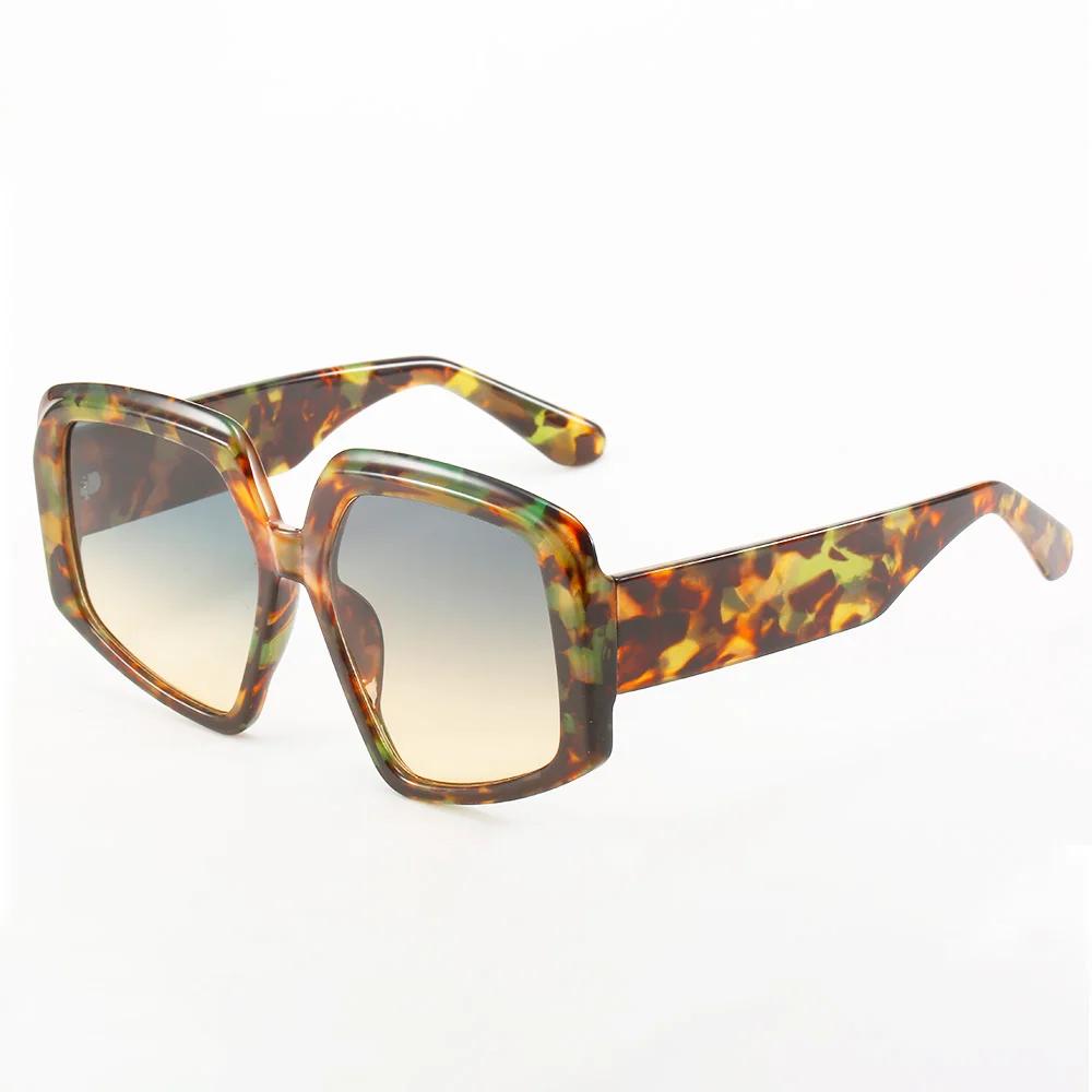 

Latest Stylish Female Designer Luxury Sun Eyewear Sexy Square Frame Cat Eye Sunglasses Female Retro UV Protection 400 Eyewear