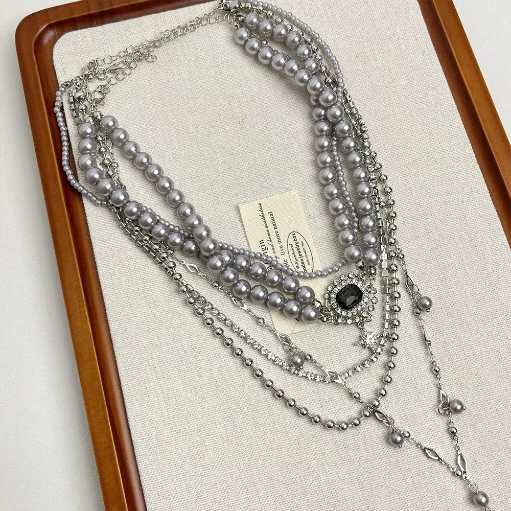 Graue Perle Mehrschichtige Fransenkette, Weibliche Nische High-End Diamantenbesetzte Wassertropfen Gestapelte Pulloverkette