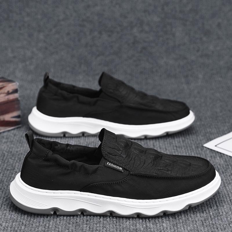

Thin soft-soled driving shoes 2024 summer breathable casual board shoes personalized crocodile pattern ice silk breathable loafers men s shoes 39 чёрный