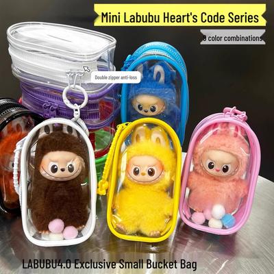 Labubu 4.0 Heart Code Serie 4. Generation Schutzhülle: 10cm Puppentasche mit durchsichtiger Staubschutzhaube, Ita-Tasche